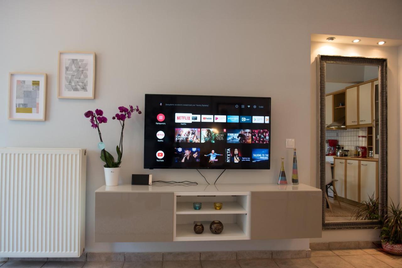 Harris Elegant House Superb View Near Airport Apartment Artemida  Bagian luar foto