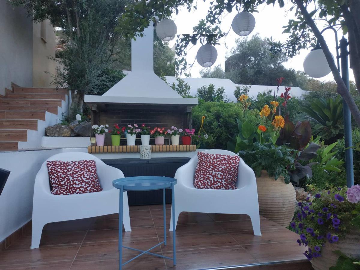 Harris Elegant House Superb View Near Airport Apartment Artemida  Bagian luar foto