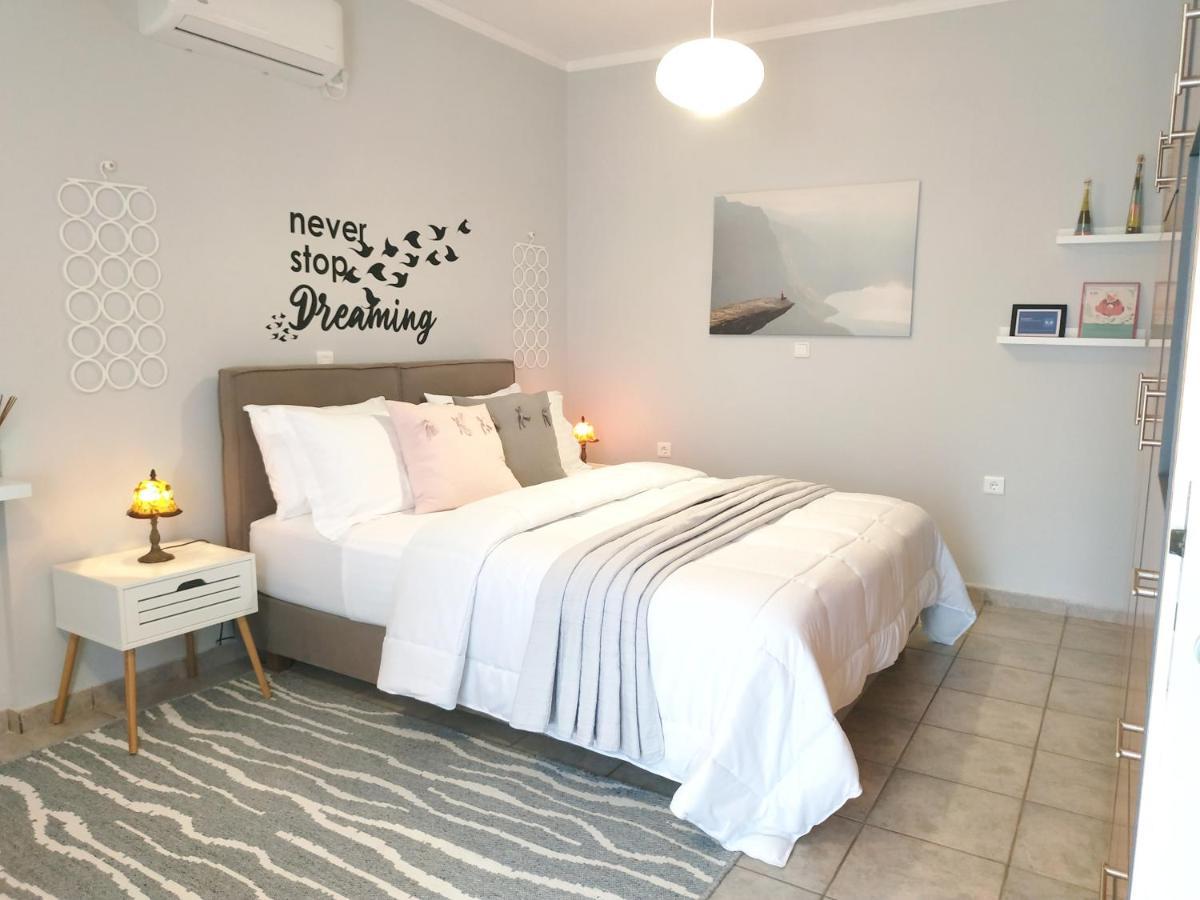 Harris Elegant House Superb View Near Airport Apartment Artemida  Bagian luar foto