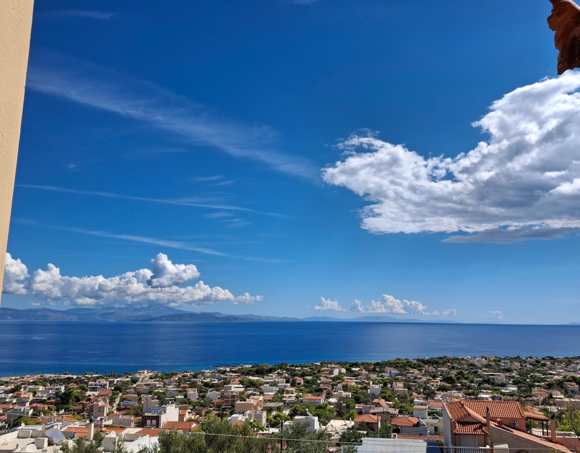 Harris Elegant House Superb View Near Airport Apartment Artemida  Bagian luar foto